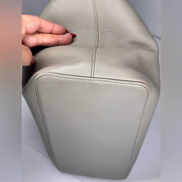 Tory Burch Leather Turn Lock Chain Tote Bag ✨ - Picture 5 of 9